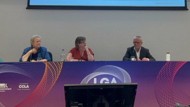 Abi Brown chairing a panel on local government assurance